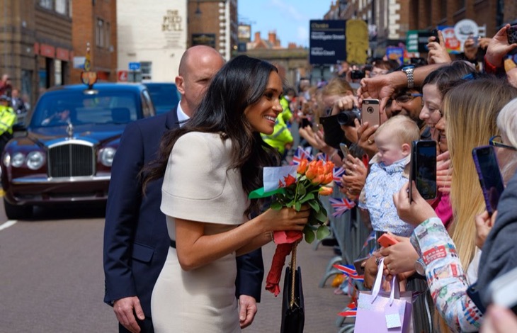 Here’s Why Meghan Markle Didn’t Wear A Hat With The Queen