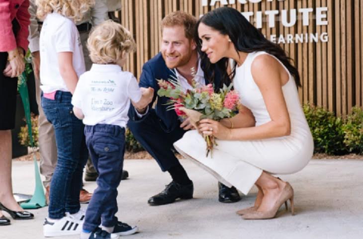 Meghan Markle Gets Crash Course In Childbirth In Australia