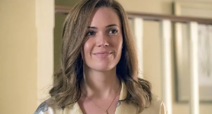 Mandy Moore Opens Up About Friendship With Meghan Markle